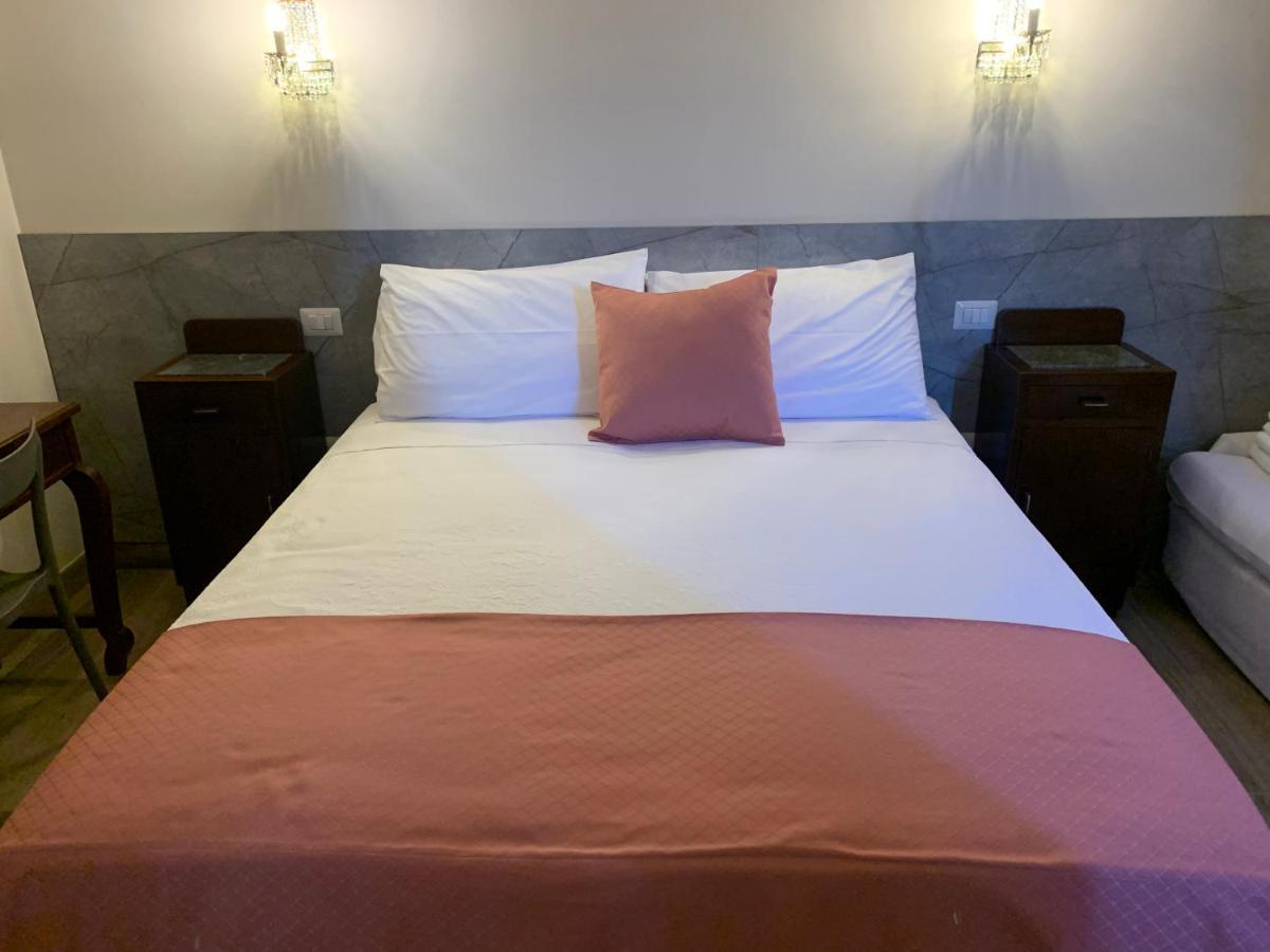 Guest House Vagamondo Фано Екстер'єр фото